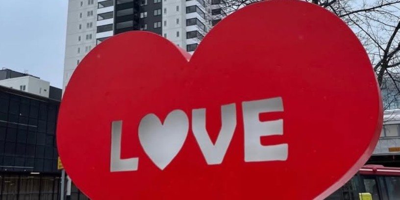 Hjärta med texten Love 