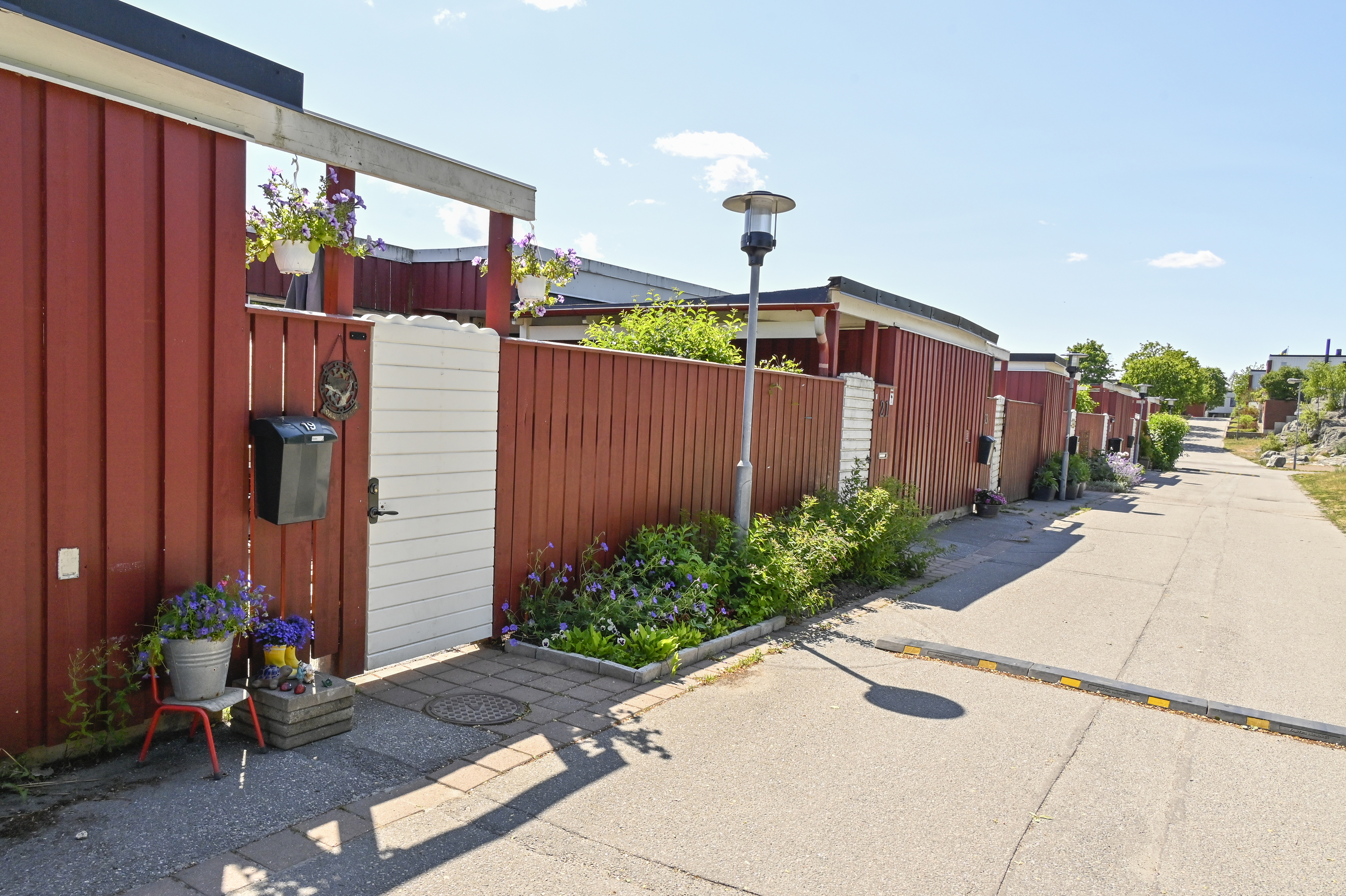 Vy över gata i Krusboda i Tyresö 